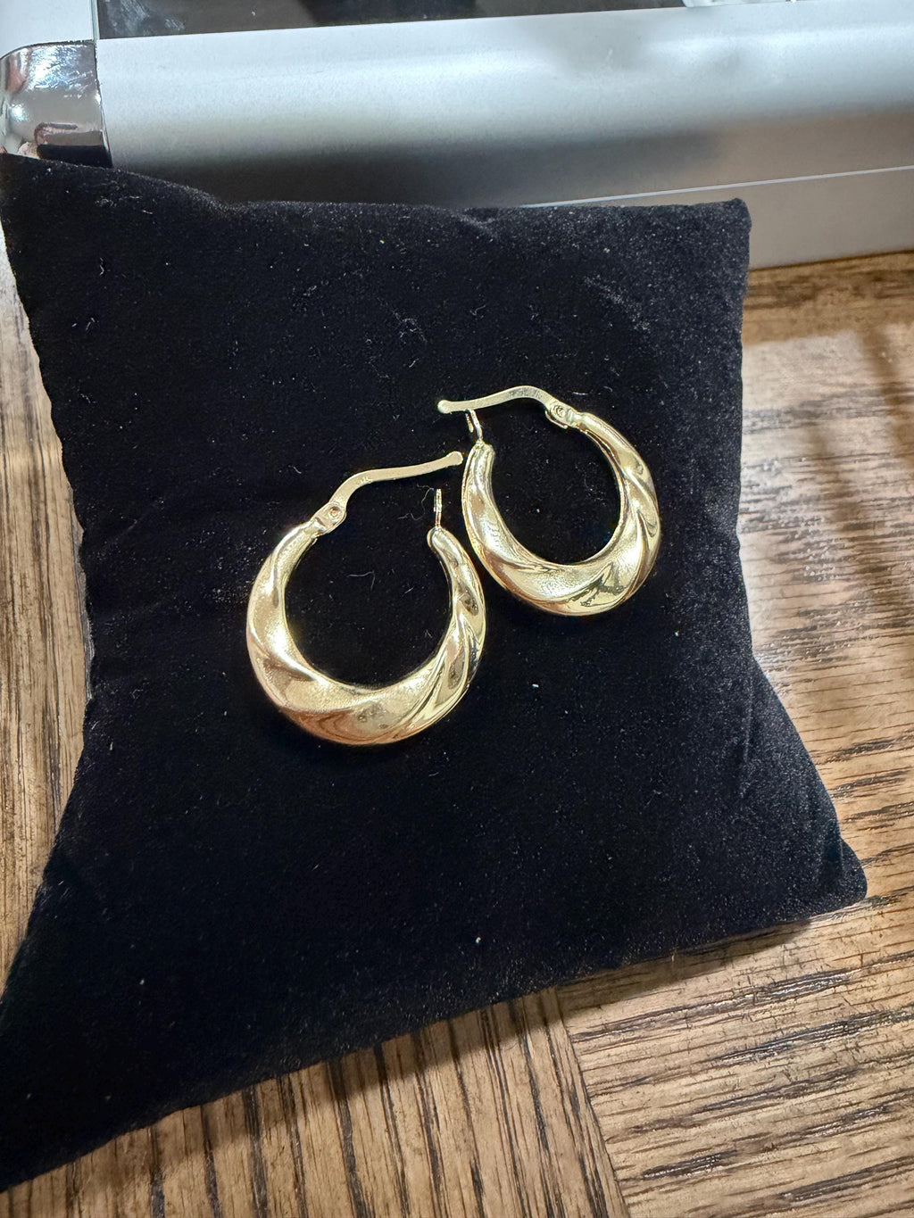 Hoop earrings 14k gold clip on