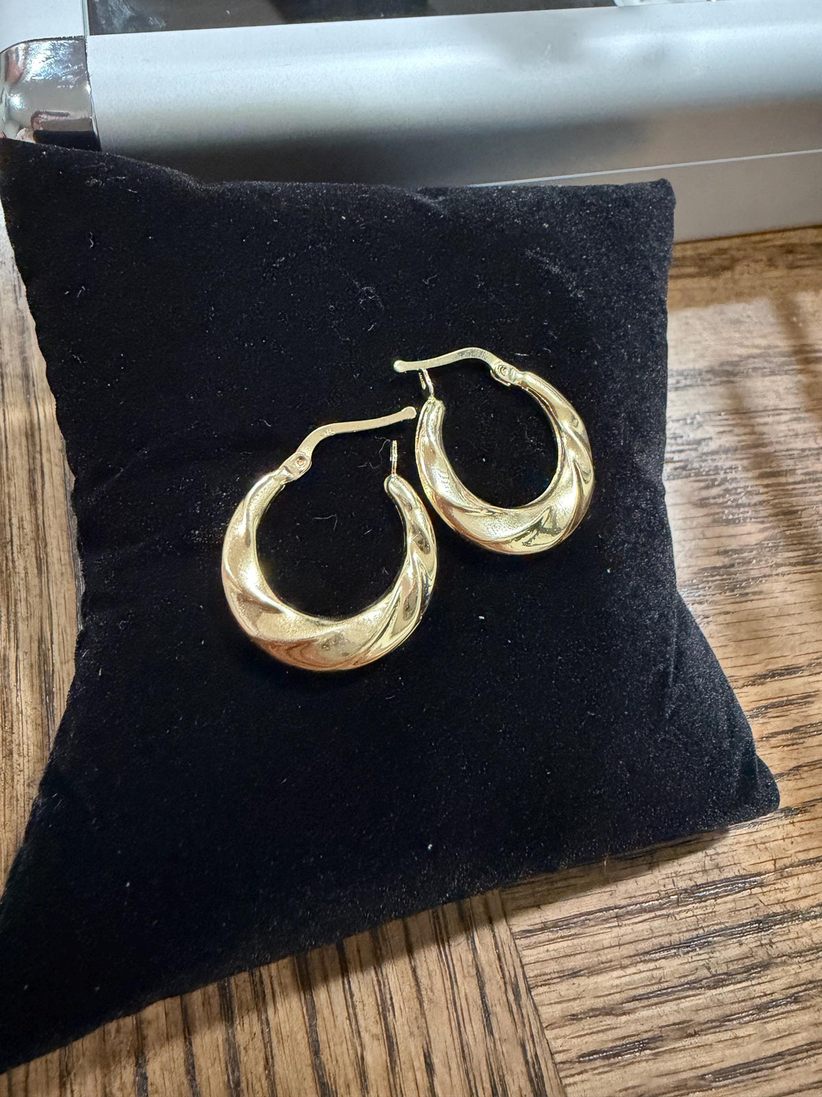 Hoop earrings 14k gold clip on